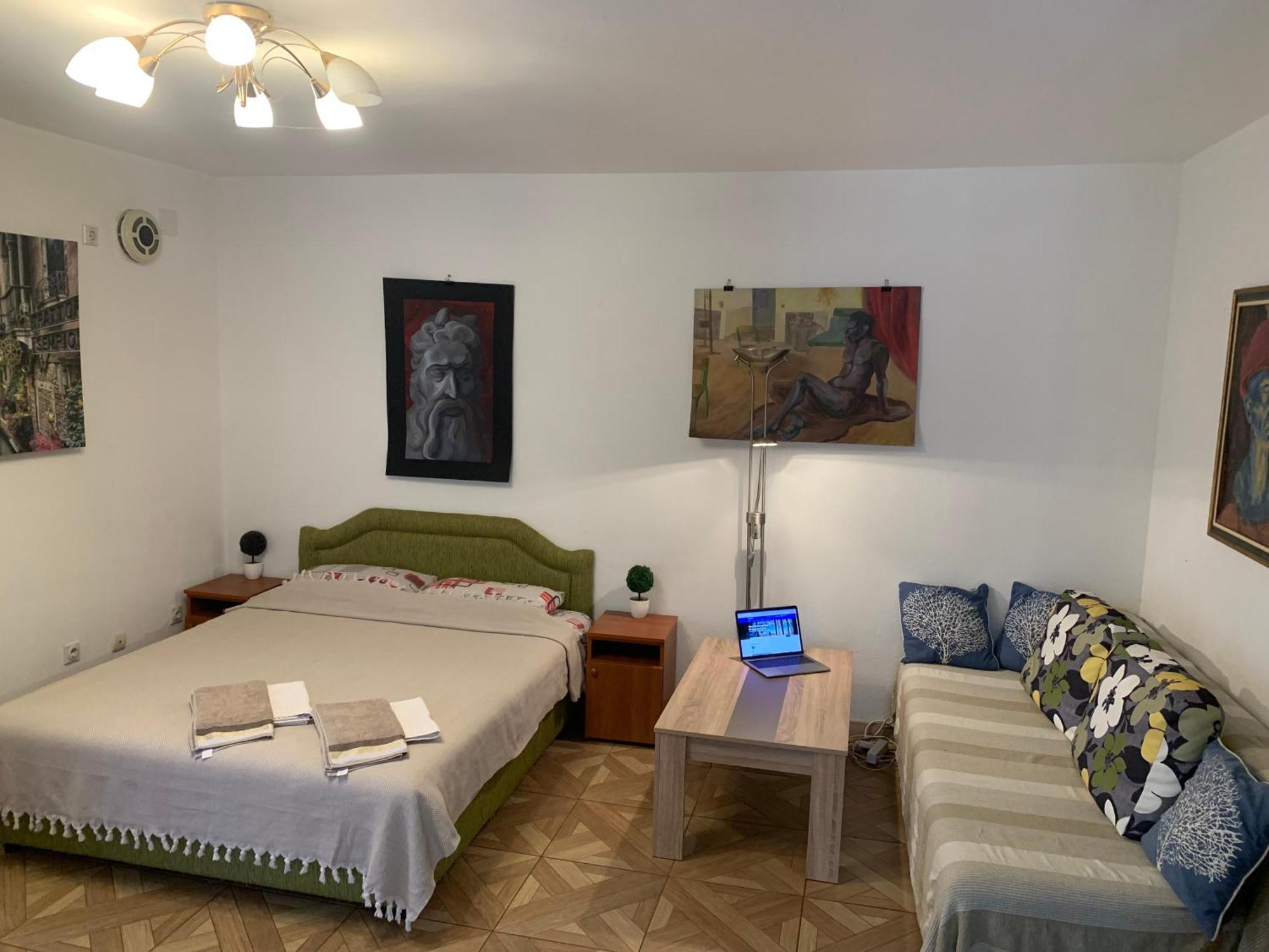 Axenia Hotel Utjeha Ngoại thất bức ảnh